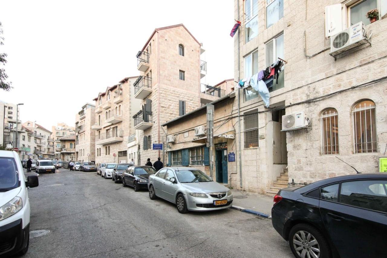 Private Hostel - Best Location Jerusalem Exterior photo