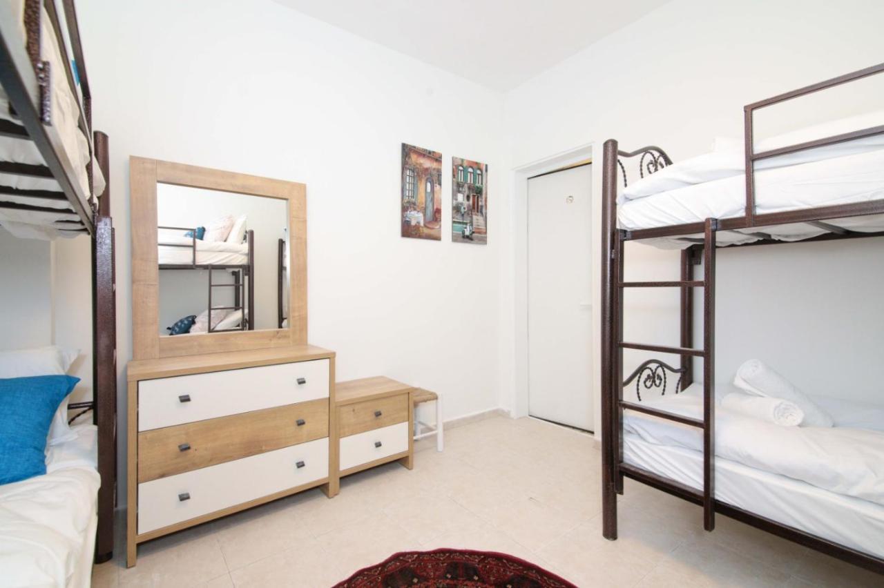 Private Hostel - Best Location Jerusalem Exterior photo
